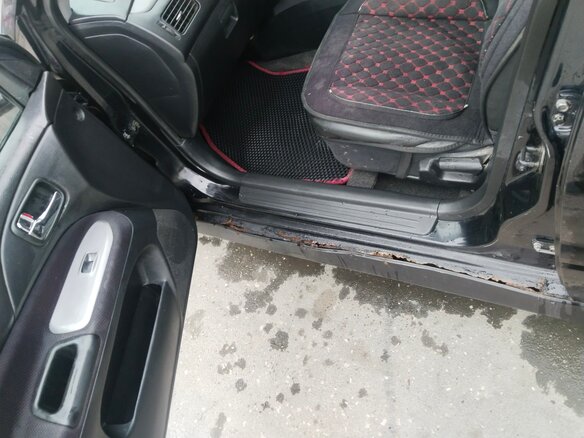 2001 Mitsubishi Lancer Cedia IX, чёрный, 200000 рублей - вид 7