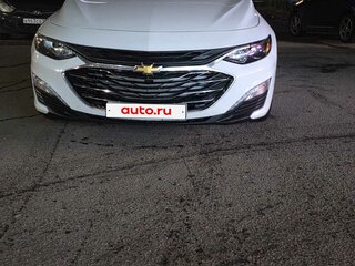 2019 Chevrolet Malibu IX Рестайлинг, белый, 1149000 рублей, вид 2