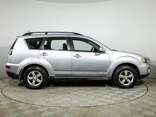 2011 Mitsubishi Outlander II Рестайлинг, серебристый, 849585 рублей, вид 4