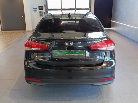 2019 Kia Cerato III Рестайлинг (Classic), чёрный, 1055000 рублей, вид 5