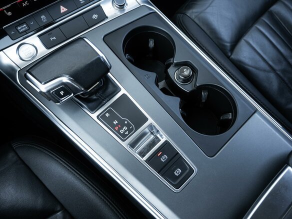 2019 Audi A6 40 TDI V (C8), чёрный, 2670000 рублей - вид 11