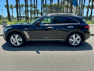 2015 Infiniti QX70, чёрный, 2350000 рублей, вид 3