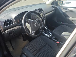 2011 Volkswagen Golf VI, чёрный, 600000 рублей, вид 4