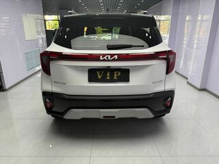 2023 Kia Seltos I Рестайлинг, белый, 1895000 рублей, вид 5