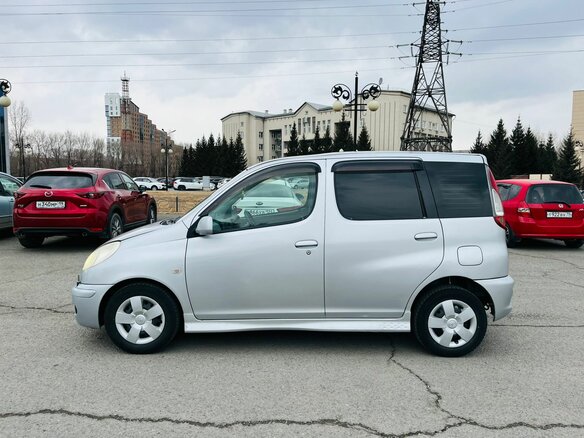 1999 Toyota FunCargo, серый, 449000 рублей - вид 9