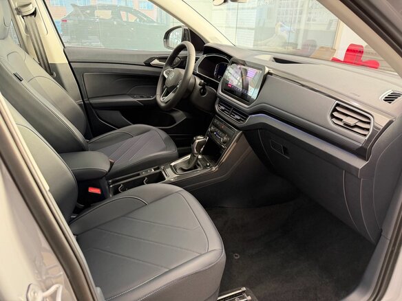 2026 Volkswagen Tharu XR 300 TSI, серый, 3450000 рублей - вид 11