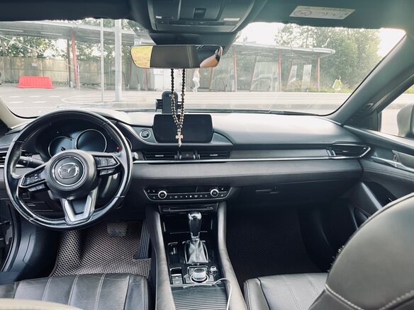 2018 Mazda 6 III (GJ) Рестайлинг 2, серый, 1850000 рублей - вид 6