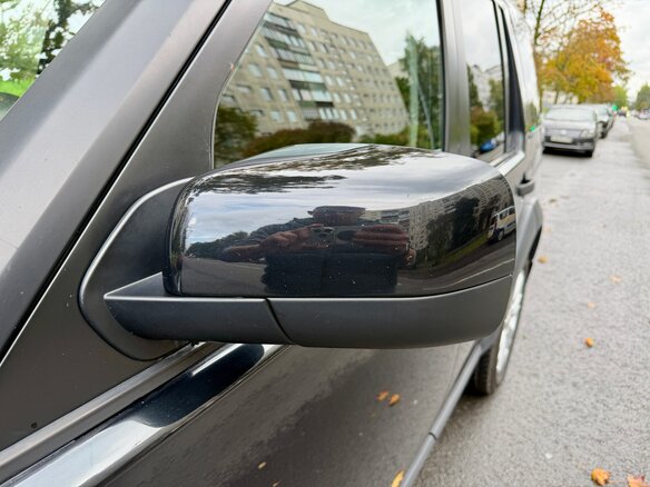 2011 Land Rover Discovery IV, чёрный - вид 13