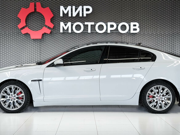 2014 Jaguar XF I Рестайлинг, белый, 1350000 рублей - вид 10