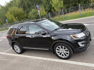 2016 Ford Explorer V Рестайлинг, чёрный, 2700000 рублей, вид 4