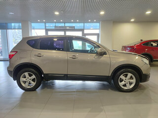 2012 Nissan Qashqai I Рестайлинг, коричневый, 690000 рублей, вид 4