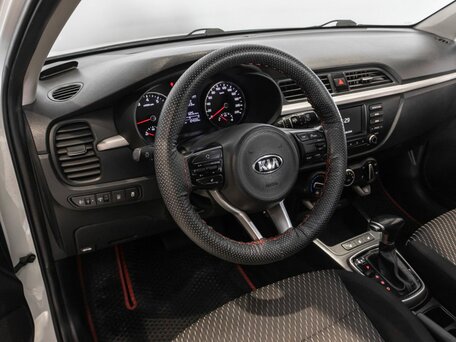 2018 Kia Rio X-Line IV, белый, 1120000 рублей, вид 5