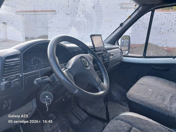 2004 ГАЗ ГАЗель (3302), белый, 500000 рублей - вид 2