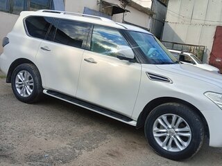 2011 Nissan Patrol VI (Y62), белый, 2480000 рублей, вид 2