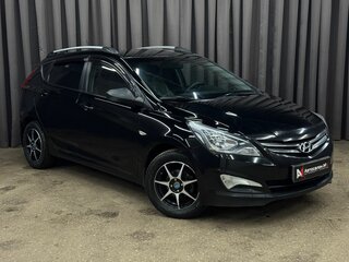 2015 Hyundai Solaris I Рестайлинг, чёрный, 699777 рублей, вид 3