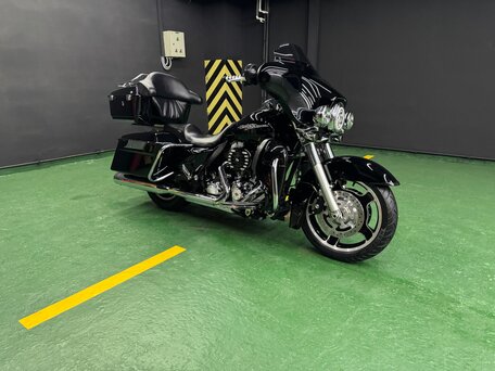 2013 Harley-Davidson Street Glide, чёрный, 1175000 рублей, вид 3