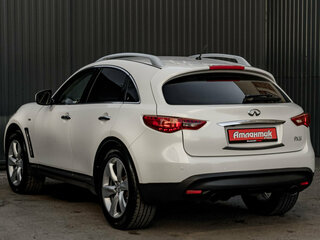 2009 Infiniti FX35 II (S51), белый, 1550000 рублей, вид 4