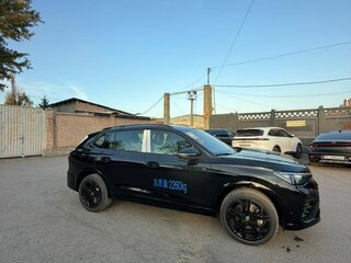 2026 Volkswagen Tiguan L Pro III (China Market), чёрный, 4800000 рублей, вид 5