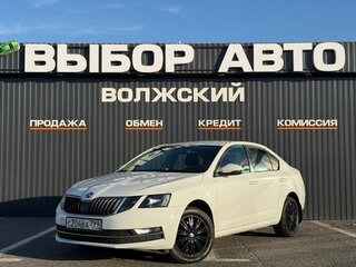 2017 Skoda Octavia III (A7) Рестайлинг, белый, 1690000 рублей, вид 1