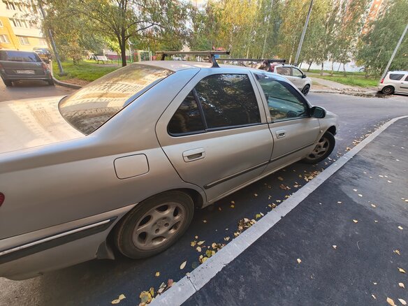 2001 Peugeot 406 I Рестайлинг, серебристый, 176000 рублей - вид 4