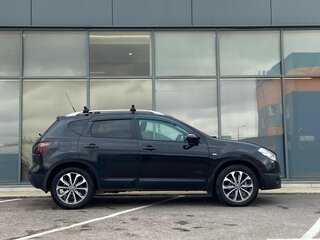 2010 Nissan Qashqai I Рестайлинг, чёрный, 672000 рублей, вид 3