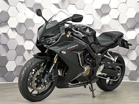2022 Honda CBR 650R, чёрный, 999000 рублей, вид 3