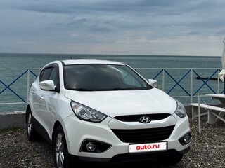 2013 Hyundai ix35 I Рестайлинг, белый, 1550000 рублей, вид 2