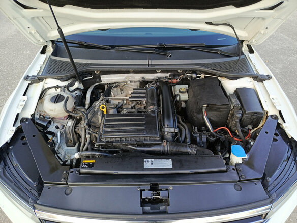 2016 Volkswagen Passat B8, белый, 1335000 рублей - вид 8