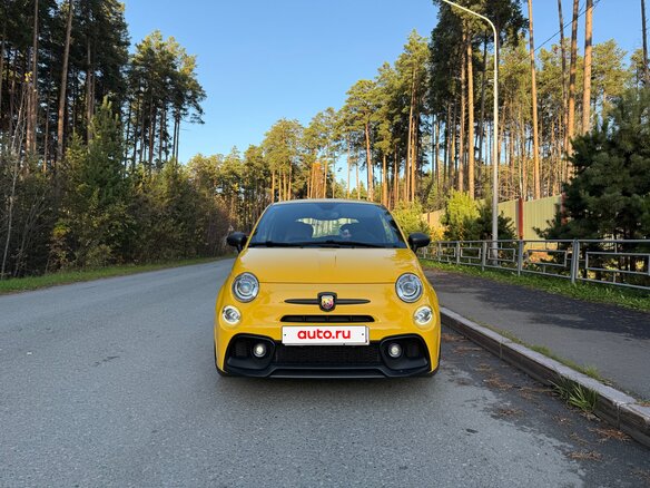 2019 Abarth 595 I Рестайлинг, жёлтый, 2199000 рублей - вид 4