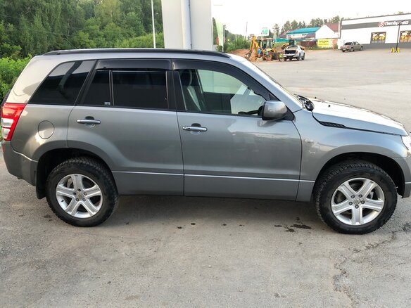 2006 Suzuki Grand Vitara II, серый, 650000 рублей - вид 2