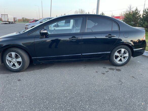 2007 Honda Civic VIII, чёрный, 530000 рублей - вид 5