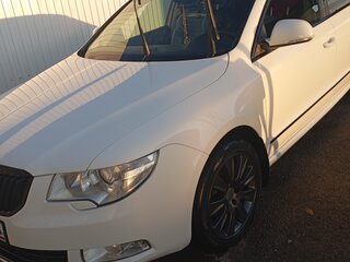 2011 Skoda Superb II, белый, 1400000 рублей, вид 1
