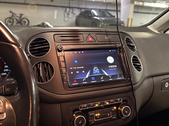 2013 Volkswagen Golf Plus II, серебристый, 700000 рублей - вид 17