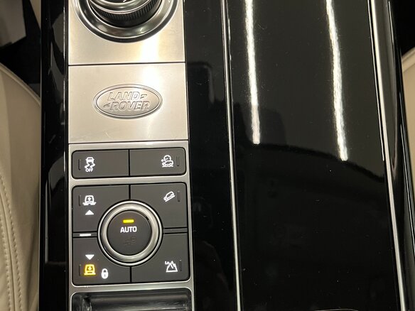 2021 Land Rover Range Rover IV Рестайлинг, серый, 11050000 рублей - вид 37