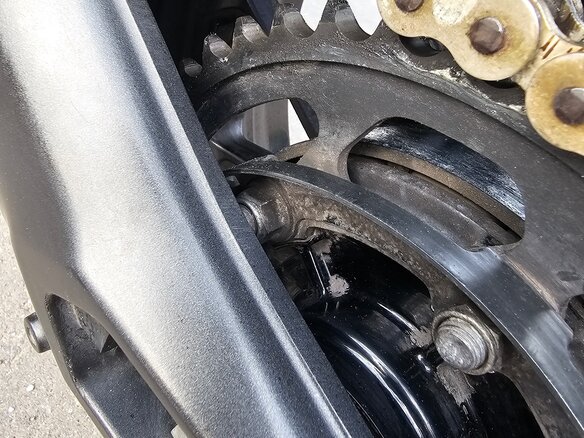 2017 Yamaha MT-09 Tracer (FJ-09), чёрный, 730000 рублей - вид 16