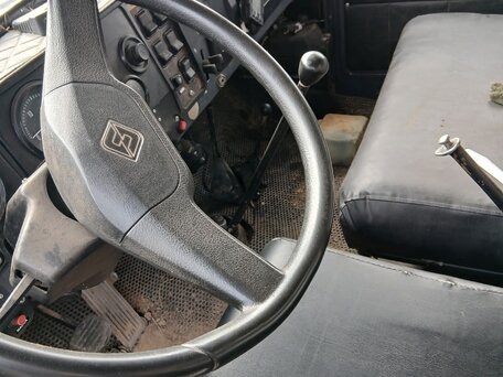 2002 Урал 5557, бежевый, 1400000 рублей, вид 5