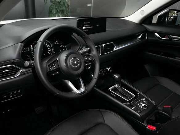 2025 Mazda CX-5 II Рестайлинг, белый, 4150000 рублей - вид 15