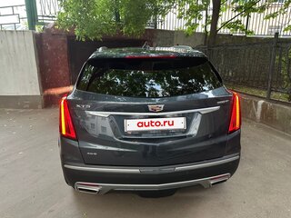2021 Cadillac XT5 I Рестайлинг, серый, 5150000 рублей, вид 4