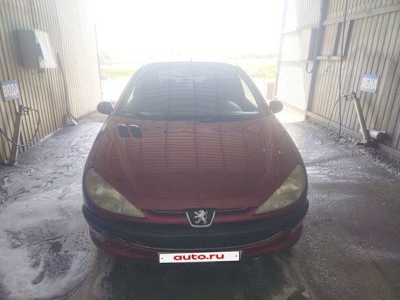 2001 Peugeot 206, красный, 230000 рублей