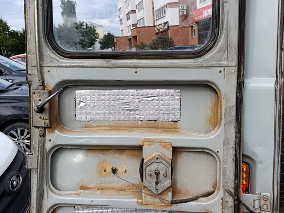 2013 УАЗ 3909, серый, 400000 рублей - вид 8