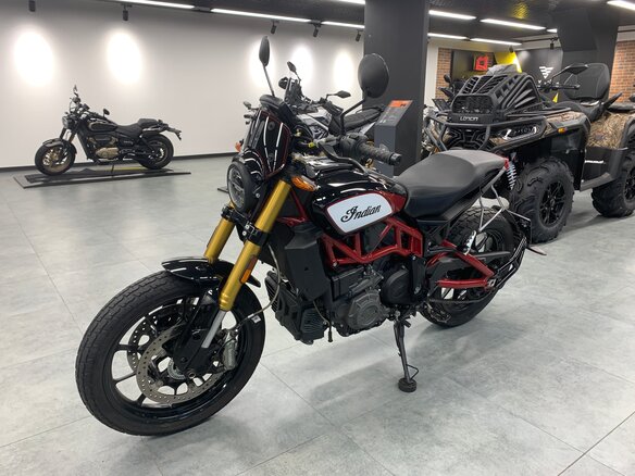 2019 Indian FTR 1200, чёрный, 1100000 рублей - вид 2