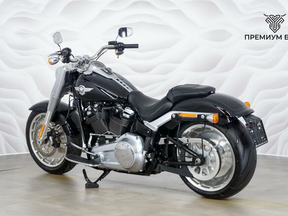 2017 Harley-Davidson Fat Boy, чёрный, 1815000 рублей - вид 7
