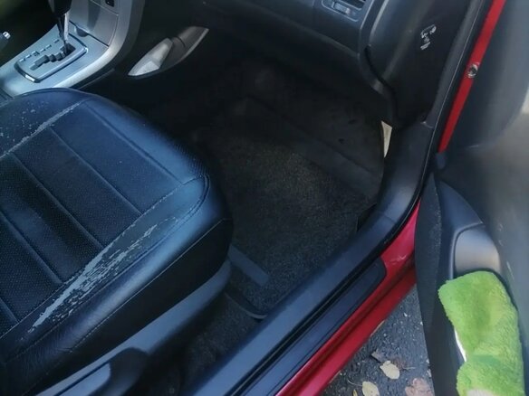 2011 Toyota Corolla X (E140, E150) Рестайлинг, пурпурный, 1099000 рублей - вид 9