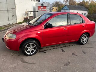 2005 Chevrolet Aveo I, красный, 300000 рублей, вид 3