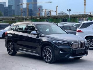 2022 BMW X1 Long 20Li sDrive II (F48) Рестайлинг, чёрный, 1890002 рублей, вид 3