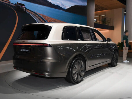 2026 Li Auto (Lixiang) L9 II, коричневый, 12545000 рублей, вид 5