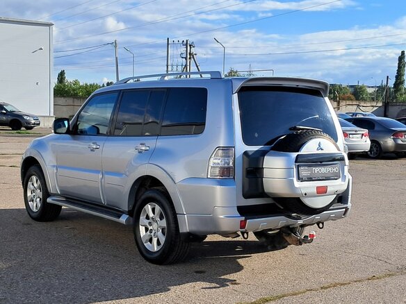 2010 Mitsubishi Pajero IV, серебристый, 1145000 рублей - вид 7