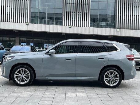 2025 BMW X3 Long 25L xDrive IV (G45/G48), серый, 5930000 рублей, вид 4