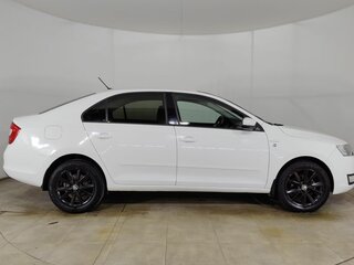 2017 Skoda Rapid I, белый, 890000 рублей, вид 4