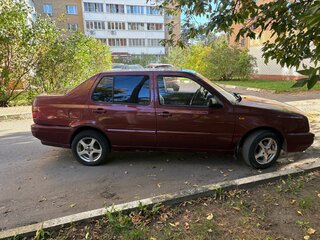 1992 Volkswagen Vento, пурпурный, 139000 рублей, вид 5